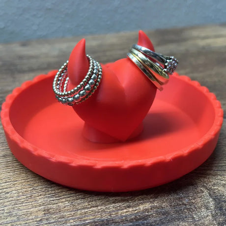 3D-printed devil Valentine's Day ring dish – add a touch of mischief to your Valentine's Day! Red