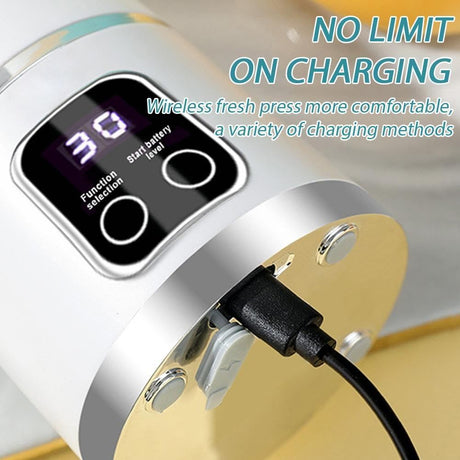 Digital Display Juicer-Smart LED Display, Diet-Friendly Portable Multimode Blender Personal Electric USB 500ML Portable juicer Shakes and Smoothies Blender Small Blenders Mixing,White