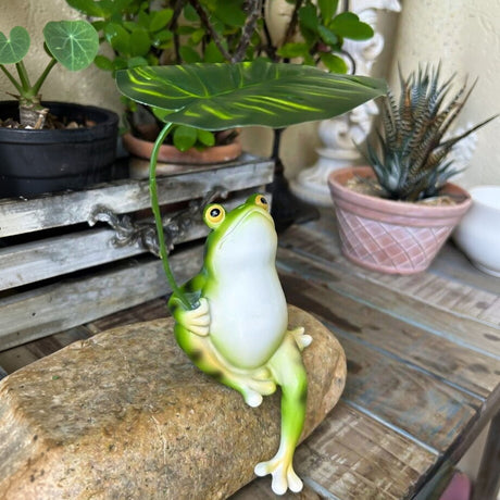 Creative Umbrella Frog Resin Figurine - Outdoor Patio Garden Balcony Decor, Aquarium Micro Landscape Craft