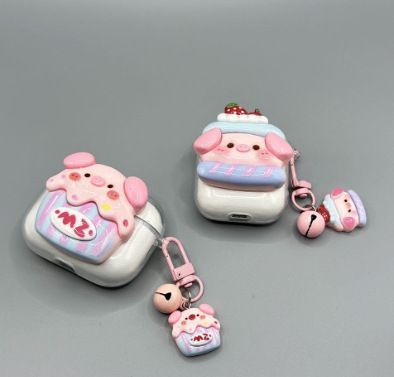 Strawberry Hat Pig Bluetooth Earphone Case + pendant AirPods 4