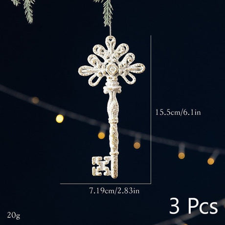 White Gold Key Design Festive Hanging Charms, 3 Pieces, Christmas & Halloween Shop Window Display Ornament, Unique Tree Accent Decor, Thoughtful Holiday Souvenir Gift