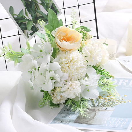 7-Branch Handheld Artificial Bouquet | Ins-Style Spring Romance, Long-Lasting Healing Little Happiness/7 fork Nami [playful shallow peach]