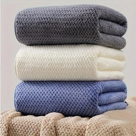 Modern Pineapple Grid Design Ultra-Soft Coral Fleece Bath Towel｜90x170cm Extra Thick Strong Absorption, Suitable for Bathroom, Gym, Hotel, and Home Use.(Dark grey)