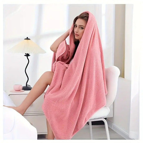 Modern Pineapple Grid Design Ultra-Soft Coral Fleece Bath Towel｜90x170cm Extra Thick Strong Absorption, Suitable for Bathroom, Gym, Hotel, and Home Use.(Dark grey)