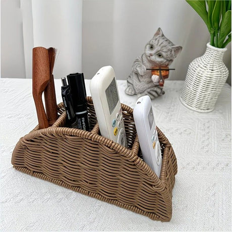 Handwoven Remote Control Storage Box, eco-friendly material, large capacity for categorized storage, fits coffee tables and desktops, easily eliminates clutter, adding a natural and warm touch to your home.（brown）