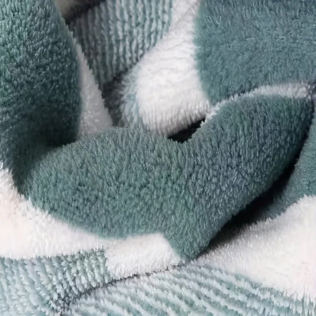GREEN 12PCS Thick Absorbent Lint-Free Coral Fleece Kitchen Cleaning Cloth, Easily Removes Grease, Hangable for Drying