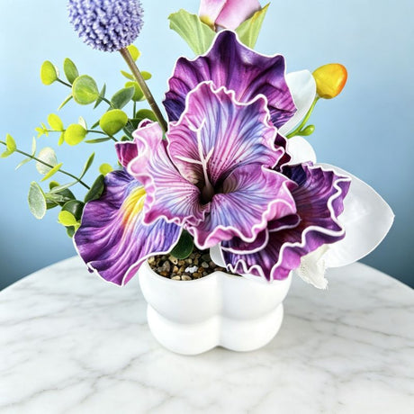 Simulated iris potted plant, floral artistry vibrant and colorful, pumpkin planter round and versatile, no maintenance ready to display upon opening, brightens up new Chinese-style and light luxury home spaces.(pale bluish green)