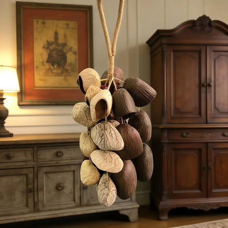 Handmade nutshell wind chime, nutshells rustling in the wind, bringing a touch of mountain forest atmosphere to your home.