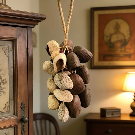 Handmade nutshell wind chime, nutshells rustling in the wind, bringing a touch of mountain forest atmosphere to your home.