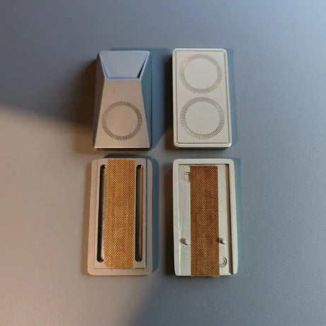 Zinc Alloy Cyber Pusher Click Coin, Mini Metal Fingertip Stress Reliever, EDC Crisp Click Sound Office Desk Toy(khaki)