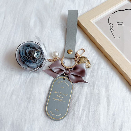 Valentine's Day Preserved Flower Leather Keychain: Romantic and Cute to Carry Around, Perfect for Gifting or Personal Use(BLACK)