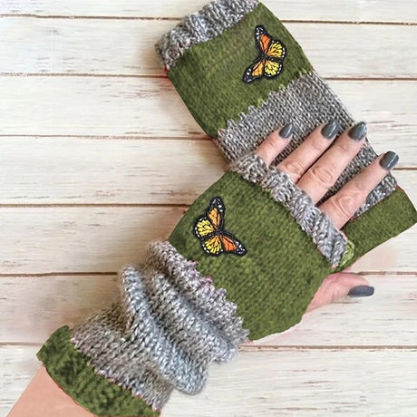 Fashion Color-Block Butterfly Embroidered Knit Gloves, Warm Fit 8.5×22cm, Practical Sweet Stylish Essential for Autumn/Winter Outfits(GREEN)