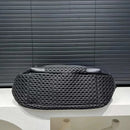 Women's fashionable mesh-paneled crossbody bag, large-capacity lightweight mesh travel vacation sports bag.