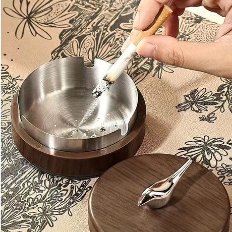 1 Light-Luxury Fashion Desktop Ashtray | Creative High-End Living Room Home Decor, Personalized Car Ashtray with Lid, Retro Aesthetic, the Perfect Gift for Homeowners.Silver bird silver liner