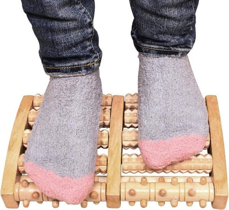 Wooden Foot Roller Massager, Natural Wood Foot Massage Roller Tool for Plantar Fasciitis Relief, Foot Pain Sore Arch Relief, Portable Foot Massager for Men Women Home Office Use