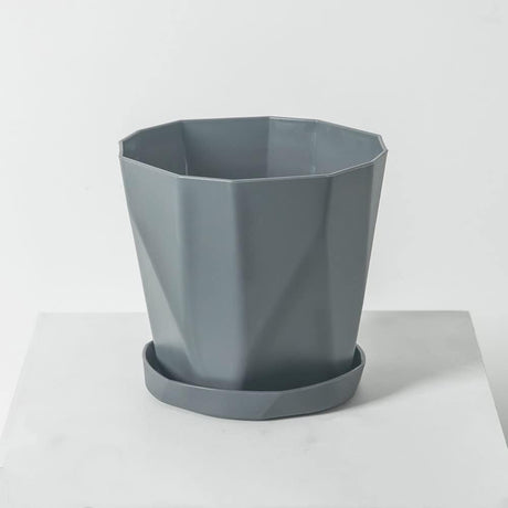 Flower pot, set of 3 flower pots, diameter 13 cm, with plastic saucer, round plant pot, weather-resistant, large flower pots A