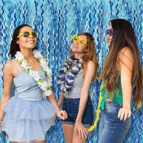 Tinsel Foil Fringe Curtains Wavy Backdrop for Parties Sparkle Metallic Curtain Party Decorations Photo Booth Props Birthday Graduation Wedding Light Blue 2 Pack
