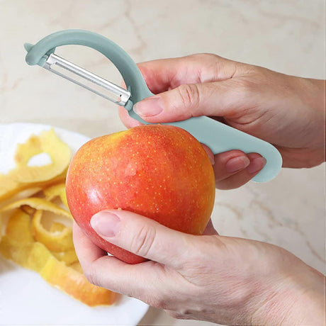 Stainless Steel Vegetable Peeler - Good Grip Apple & Carrot Peeler