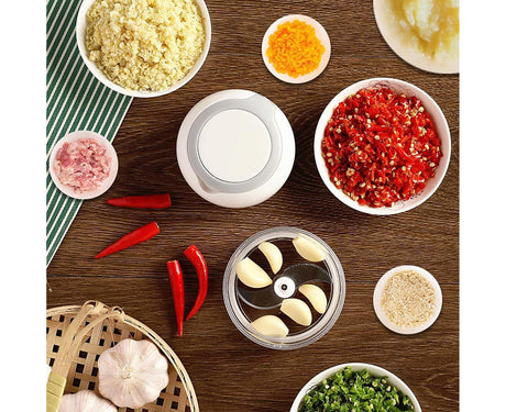 Effective Garlic Blender Multi-use PP Practical Food Grade Materials Garlic Chopper for Home-White