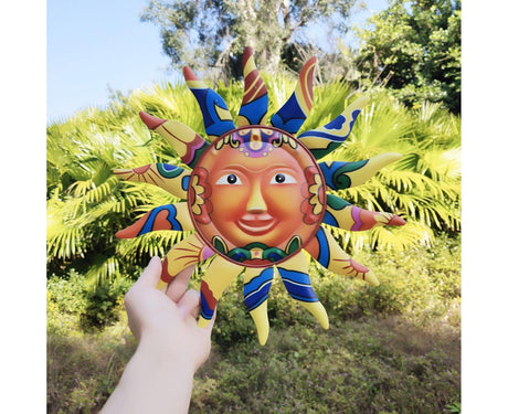 Wall Sculpture Sun Face Pattern for Living Room-Yellow