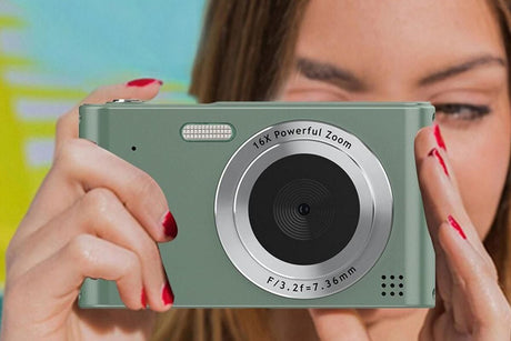 4K HD Digital Camera for Photography and Video Vlogging Camera Camera with 32G Memory Card 16X Digital Zoom -Green