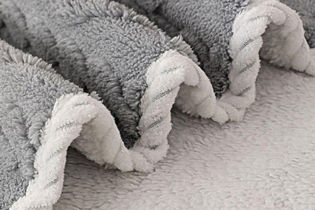 2pcs Pet Blanket for Couch Protection Water Resistance Cats Dogs Blanket for Furniture Protector-Grey L