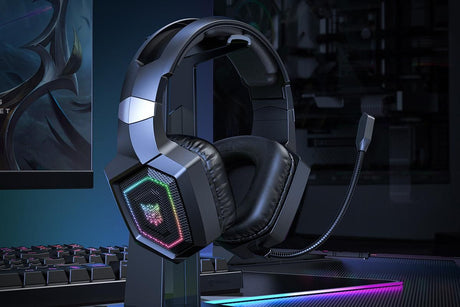 2.4GHz Wireless Gaming Headset with Flip Microphone for PC-Black