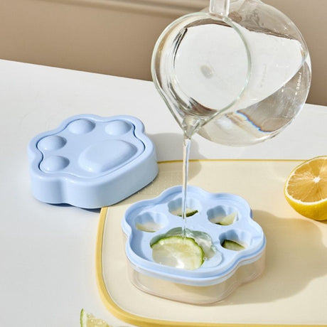 Ice Cube Tray Easy-Release Ice Maker Mold with Lid, Cat Paw Shape—Yellow