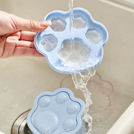 Ice Cube Tray Easy-Release Ice Maker Mold with Lid, Cat Paw Shape—Yellow