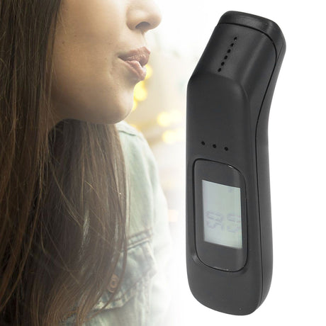 Portable Alcohol Detector High Sensitivity 3 Status Lights Hygienic C9 Accurate Alcohol Breathalyzer for Traffic Control