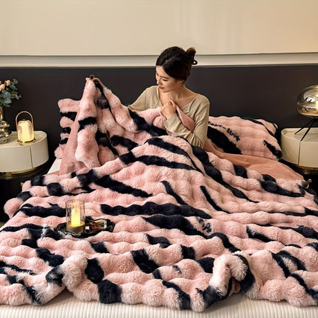 Class A Rabbit Fur Blanket Thickened Blanket Warm Blanket Home Decor Blanket - Gray - Size M  200-230cm