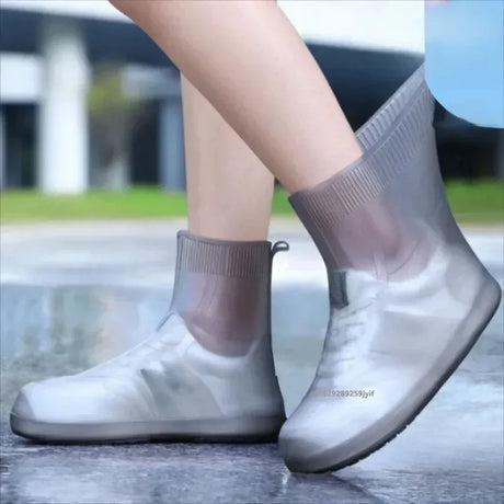 Waterproof Non-Slip Silicone Shoe Covers, Reusable Outdoor Sneaker Protectors with Enhanced Grip M