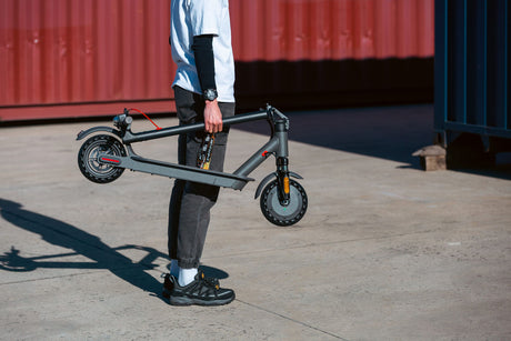 Electric Scooter, 350W Motor, 8.5 inch  Tyres, Front Suspension, Smart App, Foldable, 25kph