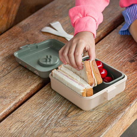 Monbento Mb Sandwich Lunch Box Snacky - Raccoon