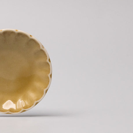 Sauce Dish 8cm Scallop Saffron Gloss Glaze
