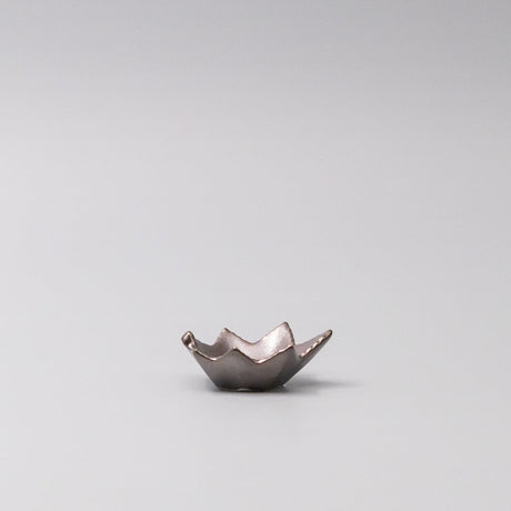 Sauce Dish Maple Leaf 6cm Metallic Lustre Glaze