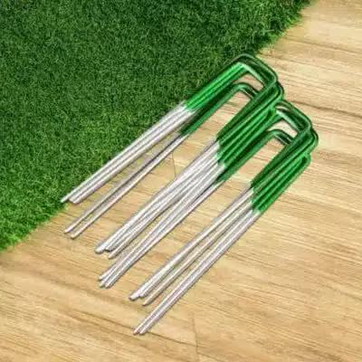 Artificial Grass Roll Pegs / Fake Grass Galvanized Metal Pegs with Green Top 100 Pieces