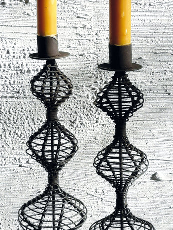 casa-verde-wire-candlestick-dakar-antique-rust