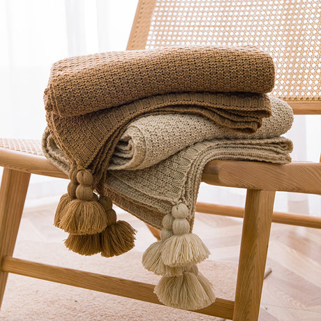 Off White 110cm x 150cm Soft Tassel Throw Blanket for Sofa or Bed, Cozy  Casual Blanket for Office Nap, Minimalist Bed End Cover