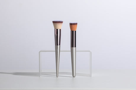 Pink 18-Piece Makeup Brush Set - Professional Synthetic Fiber Brushes with Wooden Handles for Flawless Beauty
