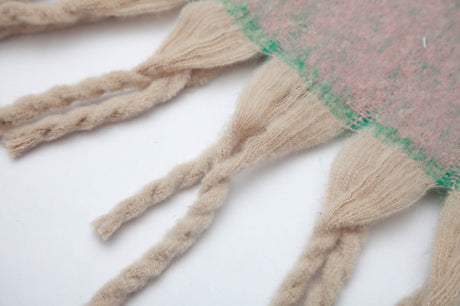 Green-beige Plush Gradient Winter Scarf Shawl - Thick Textured Circle Yarn with Chunky Tassels - 185cm x 40cm