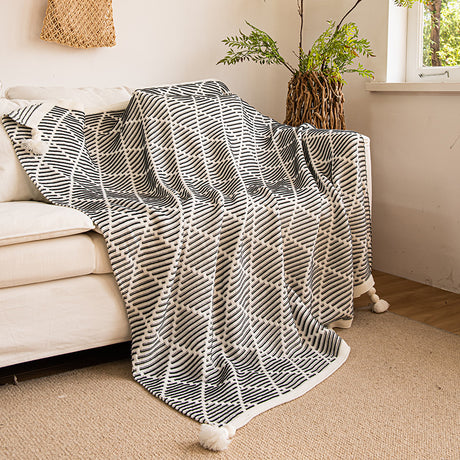 Black and Beige Diamond Pattern Soft Cozy Knit Throw Blanket with Tassels - Geometric Pattern Lightweight Acrylic Blanket for Sofa Couch Bed, 130x150cm