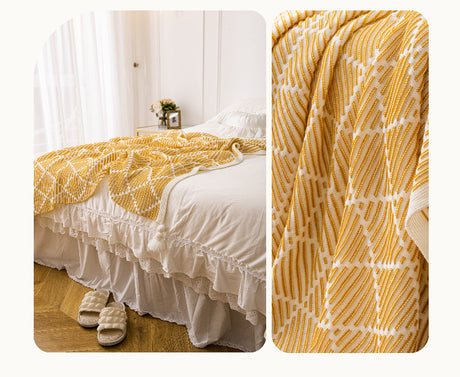 Brown and Beige Diamond Pattern Soft Cozy Knit Throw Blanket with Tassels - Geometric Pattern Lightweight Acrylic Blanket for Sofa Couch Bed, 130x150cm