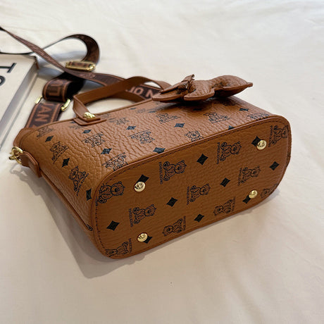Chic Print Tote Bag with Bear Charm - Versatile Handbag & Crossbody(Brown)