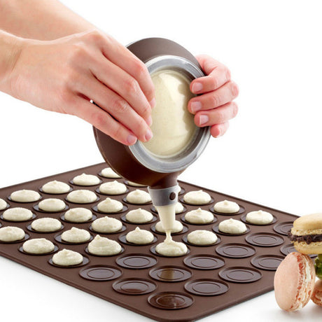 2-Pack Food Grade Silicone Macaron Piping Pot Squeezer with 5 Interchangeable Nozzles for Dessert Decorating and Home Baking Essentials