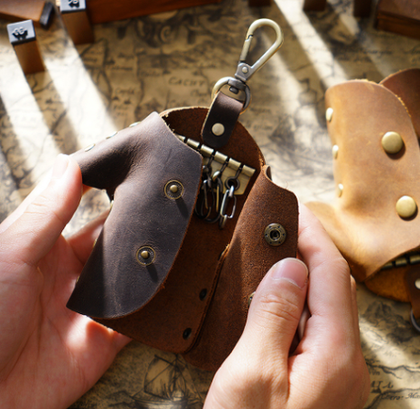 Green Genuine Crazy Horse Leather Key Case Creative Jacket Shape Holder Vintage Cowhide Pouch for Car Fob & House Keys Brown