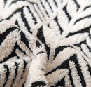 Grey Plush Pet Bed Mat - 60 x 80 cm Polyester Fibre - Thickened Soft Cushion, Scratch Resistant Surface, Non Slip Base for Cats and Dogs