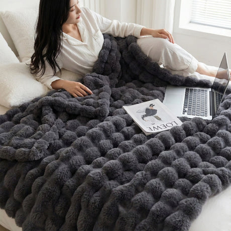Black Grey Luxury Tuscany Fleece Rabbit Fur Bubble Blanket (200 x 230 CM) - Double-Sided Thickened Soft Plush Bedding & Extra Large Bed Blanket