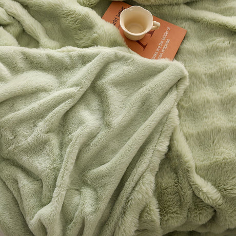Green Luxury Tuscany Fleece Rabbit Fur Bubble Blanket - Double-Sided Thickened Soft Plush Large Bedding Set(180x200 CM Large Blanket + 2 Pack 45x45 CM Cushion Cover)