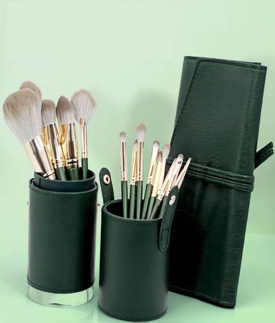 14-Piece Green  storage bucketSynthetic Fibre Makeup Brush Set - Soft Bristles, Long Handles, Complete Face and Eye Kit, Beginner Friendly Beauty Tools for Foundation, Blush, and Eyeshadow Application